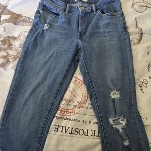 Levi’s 711 Skinny Jeans Women’s Size 30 Dark Wash Stretch Denim